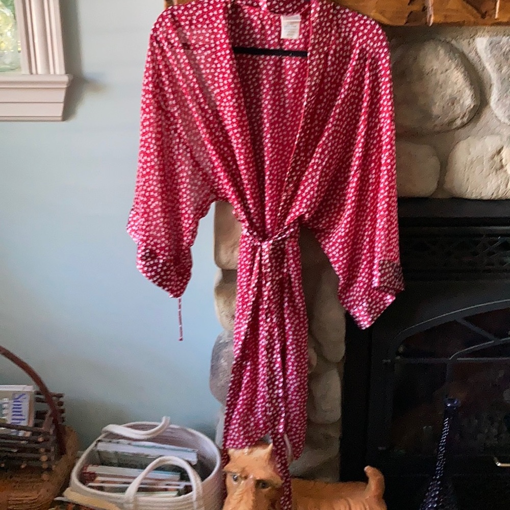 Sophia by Delicates women’s heart robe.
